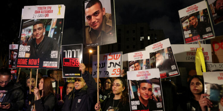 Χαμάς - Ένταν Αλεξάντερ