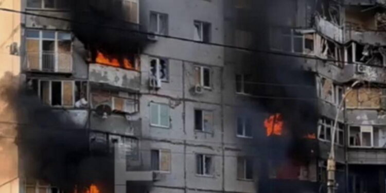 Σίμπιχα για «Πασχαλινή ανακωχή» του Πούτιν: Οι πράξεις μετράνε, όχι τα λόγια – Αναφορές για επίθεση στη Χερσώνα