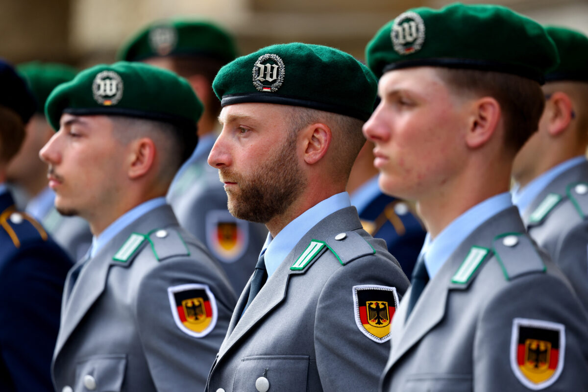 στρατιωτική θητεία