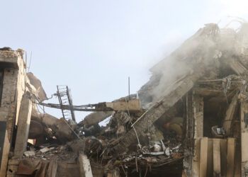 Ρωσία: «Ανησυχεί» μετά τα ισραηλινά πλήγματα στο Ιράν και καταδικάζει την «κλιμάκωση»