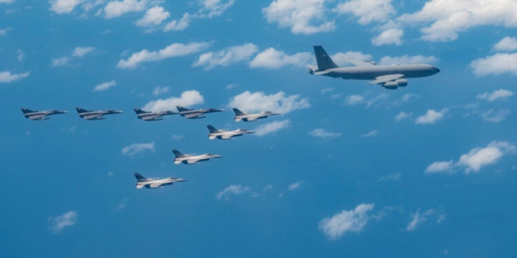 kc-135