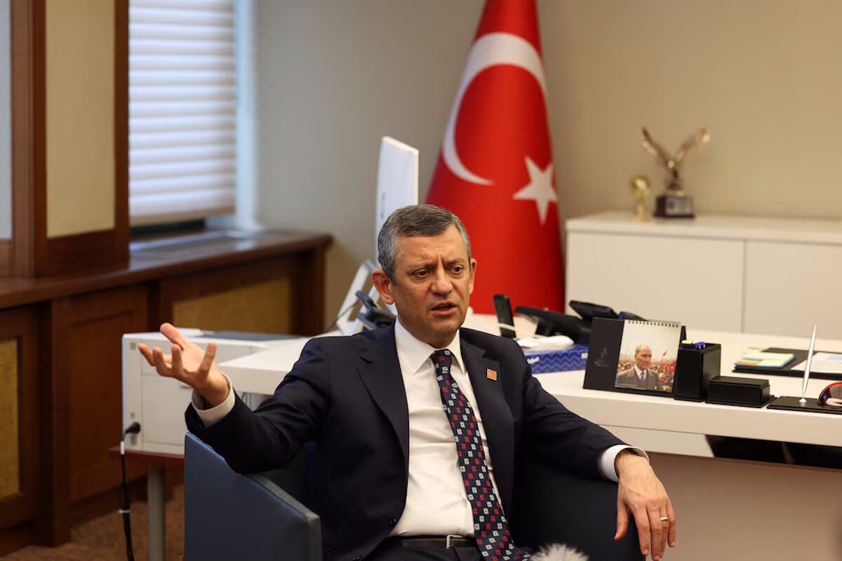 Οζγκιούρ Οζέλ