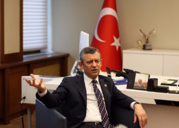 Οζγκιούρ Οζέλ