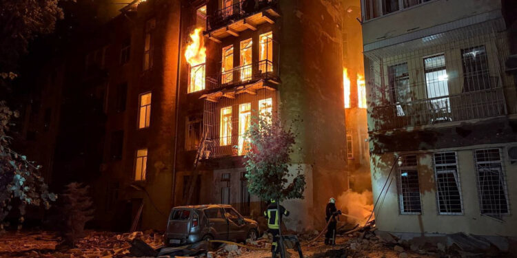 Ουκρανία: Αιματηρή ρωσική επίθεση στη διάρκεια της νύχτας στην Οδησσό [pics, vids]