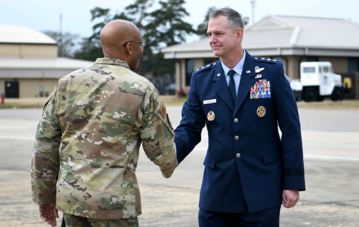 Αλέξους Γκρίνκεβιτς