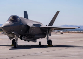 B61-12: Οι ΗΠΑ ανέπτυξαν τακτικά πυρηνικά όπλα στην Βρετανία για πρώτη φορά από το 2008