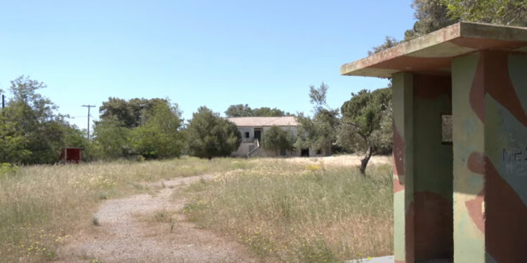 στρατόπεδα - Κρήτη