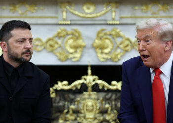 Τραμπ: «Οι ΗΠΑ θα συμμετάσχουν στις εγγυήσεις ασφαλείας για την Ουκρανία» – Οι δηλώσεις με τον Ζελένσκι στο Οβάλ Γραφείο