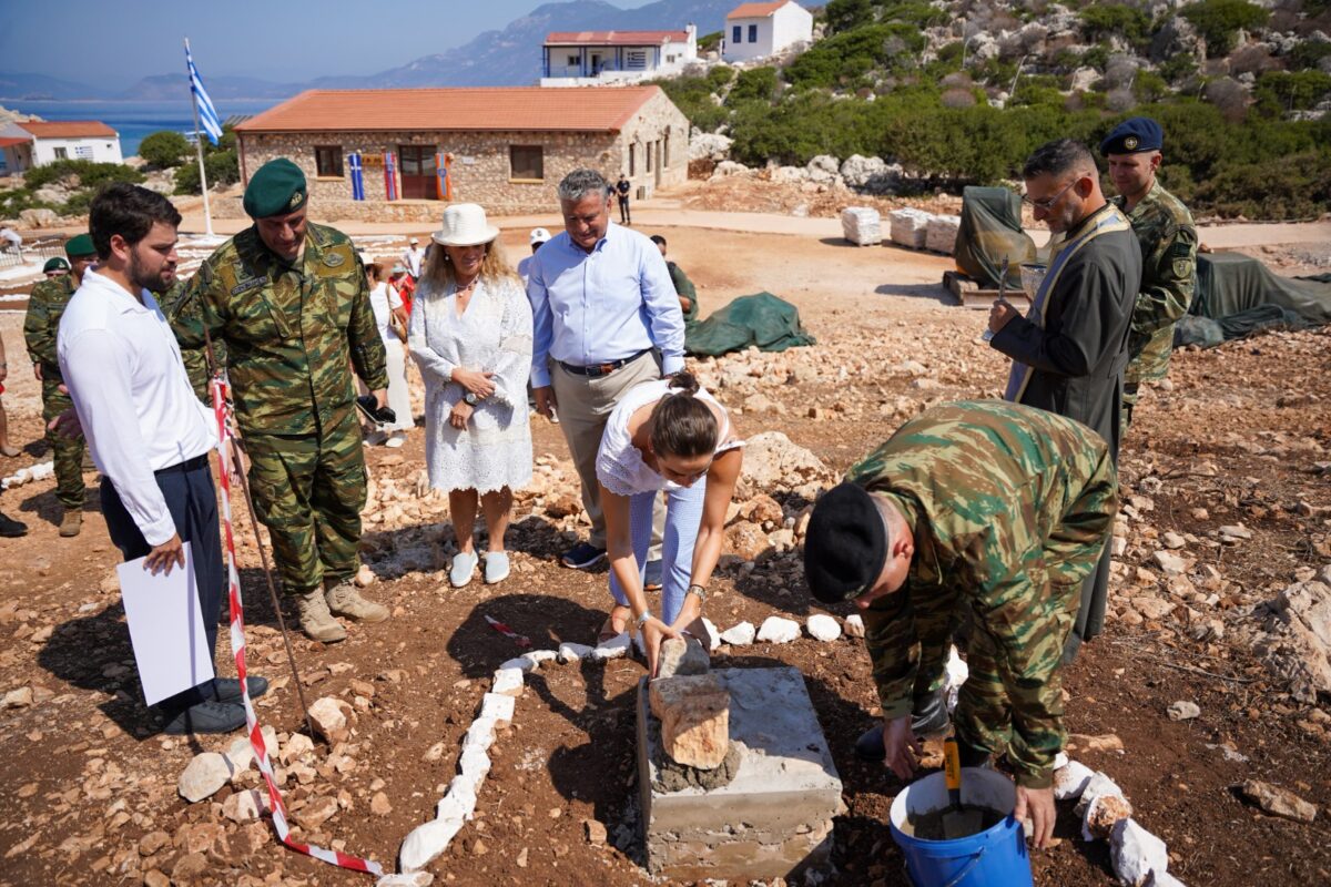 Αρχηγός ΓΕΕΘΑ - Ρω