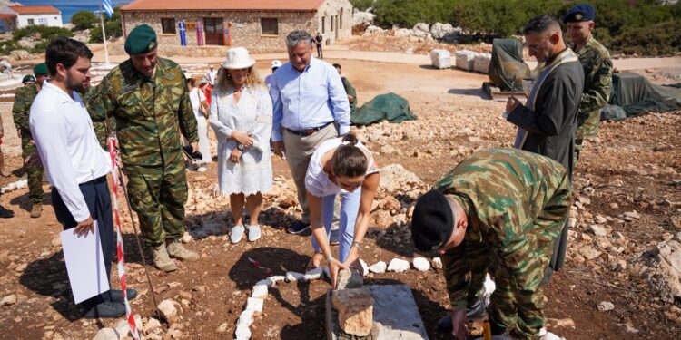 Αρχηγός ΓΕΕΘΑ - Ρω