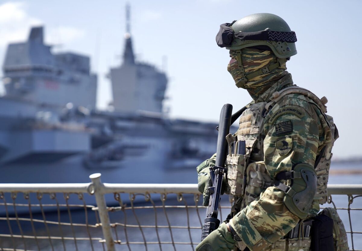 Ένοπλες Δυνάμεις - αποδοχές