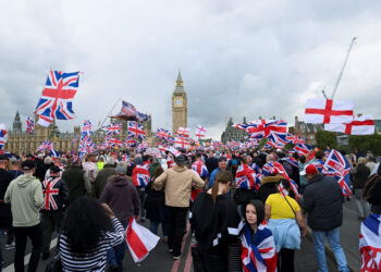 Βρετανία - διαδήλωση