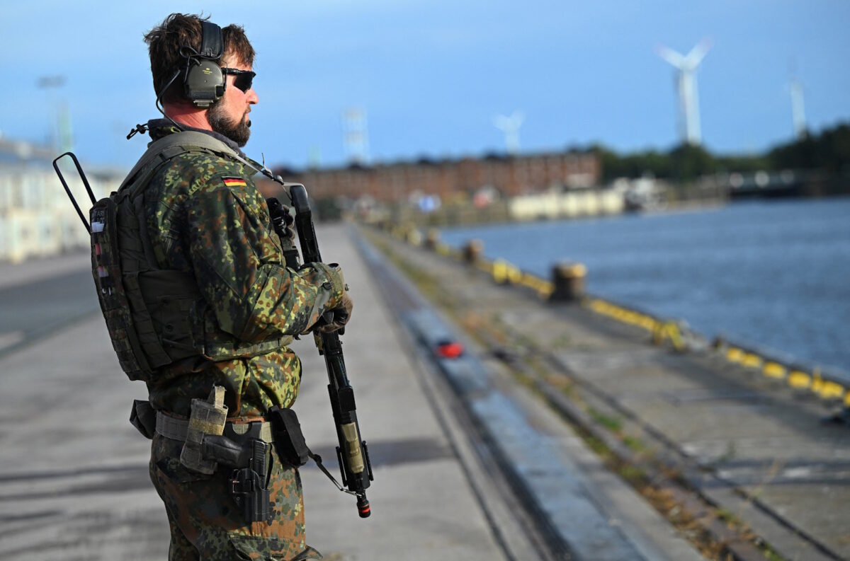 στρατιωτική θητεία