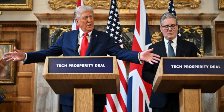 Τραμπ - Στάρμερ