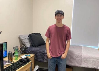 Τσάρλι Κερκ: Ο 22χρονος Τάιλερ Ρόμπινσον φέρεται να είναι ο δολοφόνος – Ομολόγησε στον πατέρα του και εκείνος τον κατέδωσε