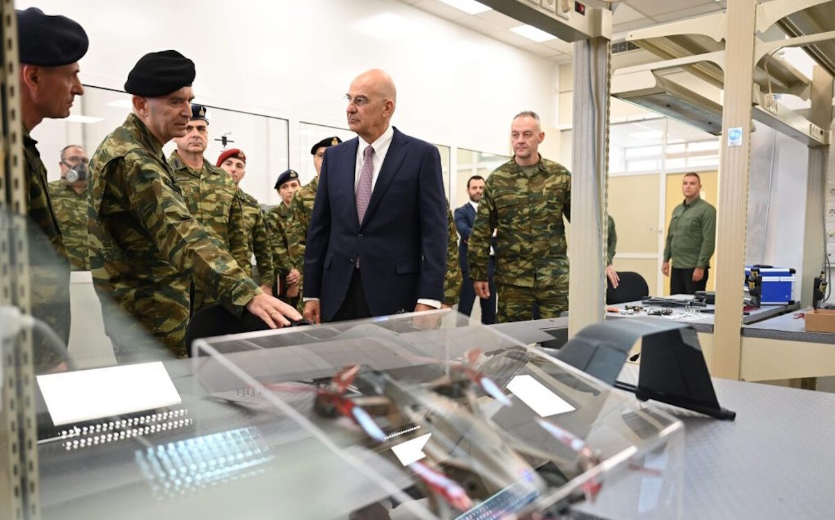 Δένδιας-drones