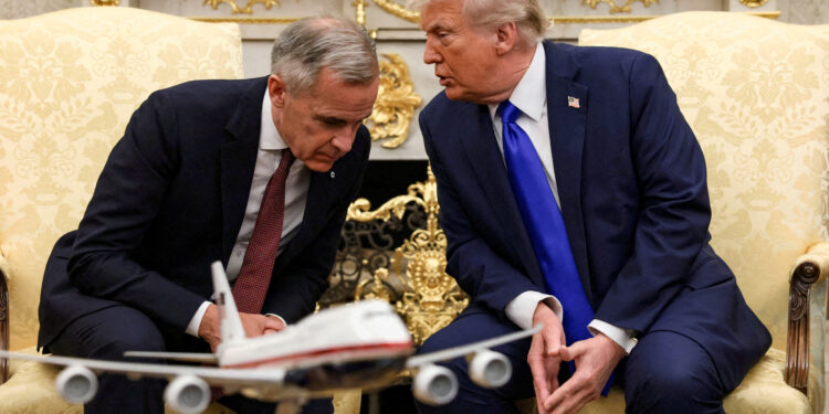 Τραμπ - Κάρνεϊ