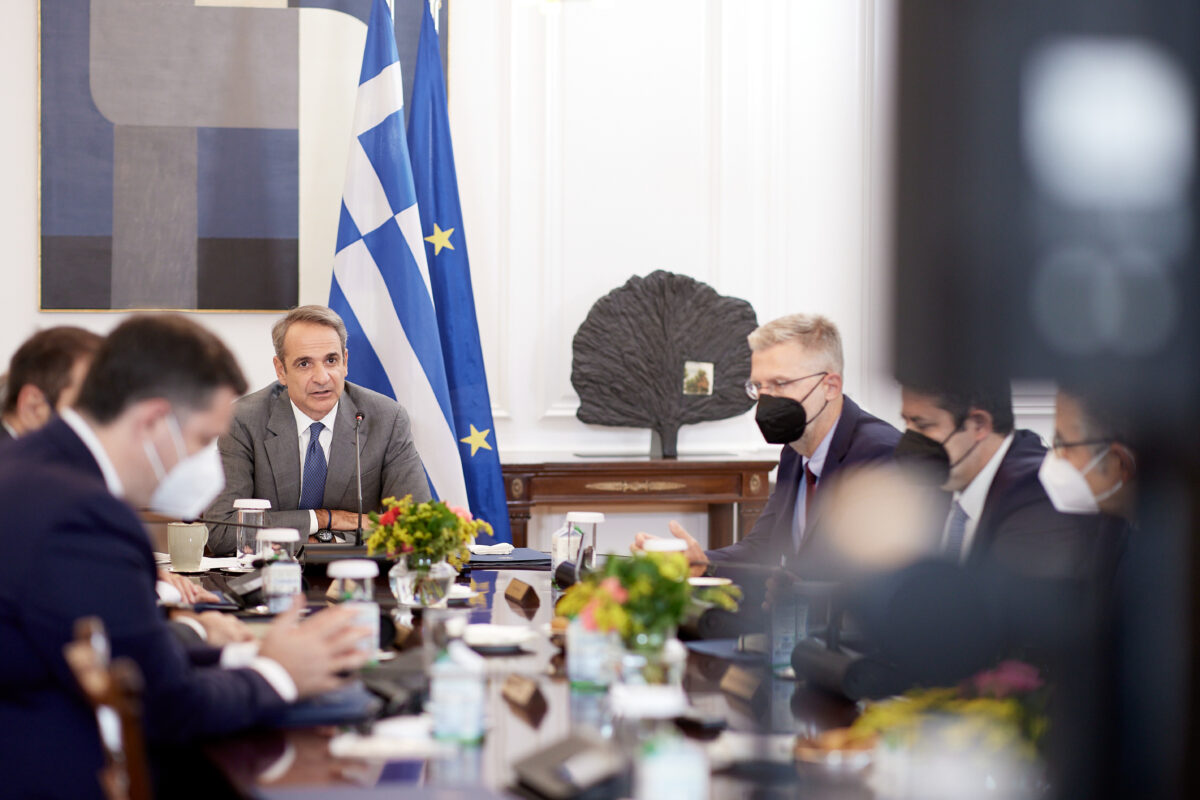 Μητσοτάκης - παρελάσεις