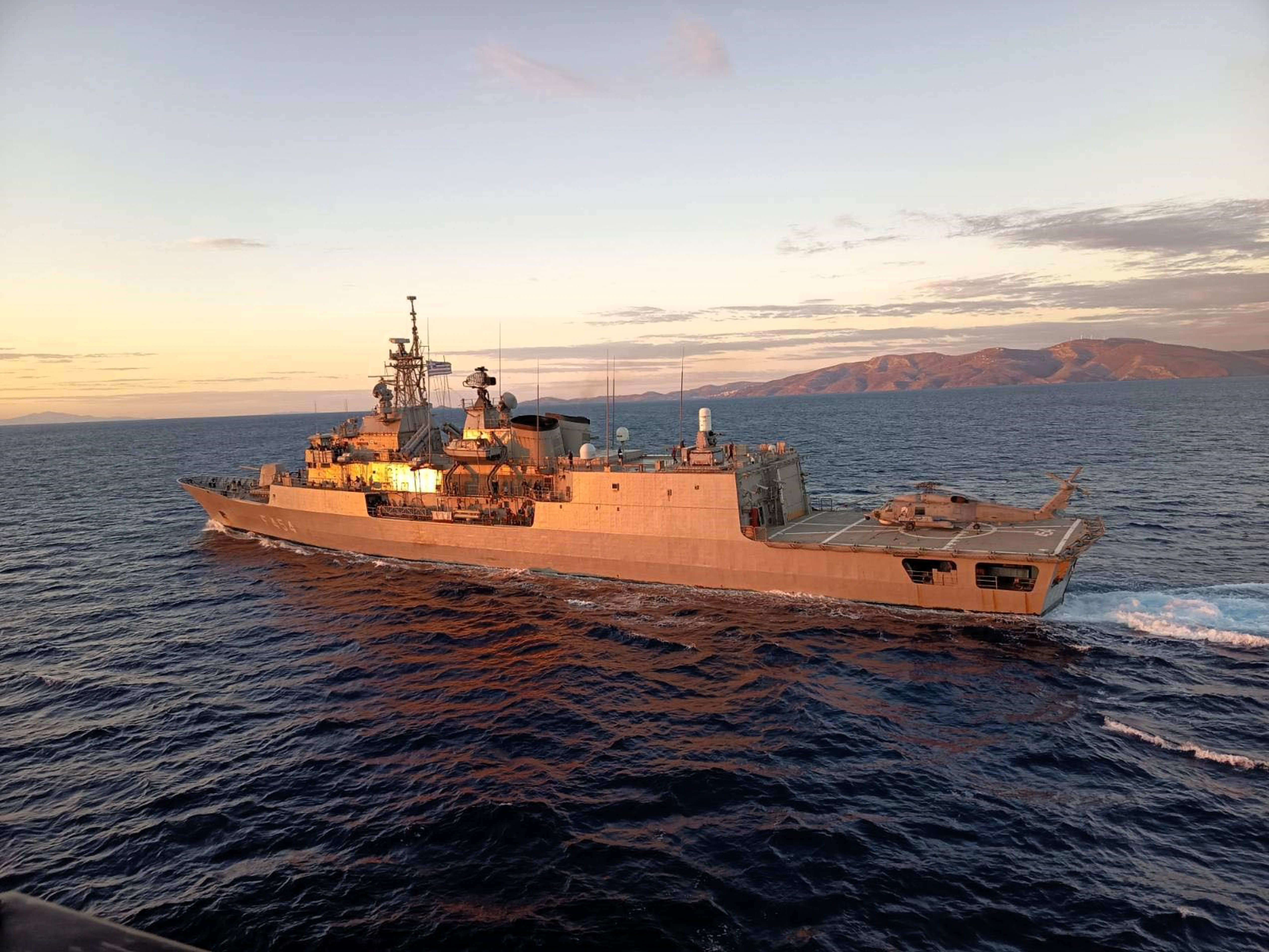 «Παρμενίων 25»