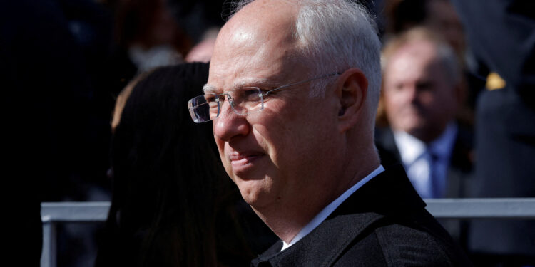 Ντμίτριεφ - Ρωσία