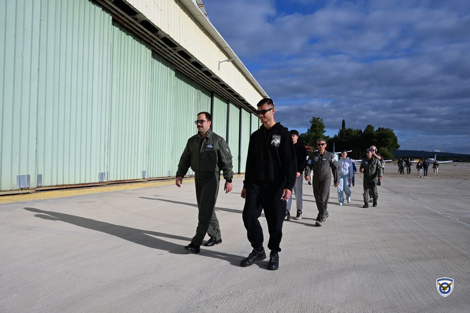 ΓΕΑ - πτήσεις μαθητών