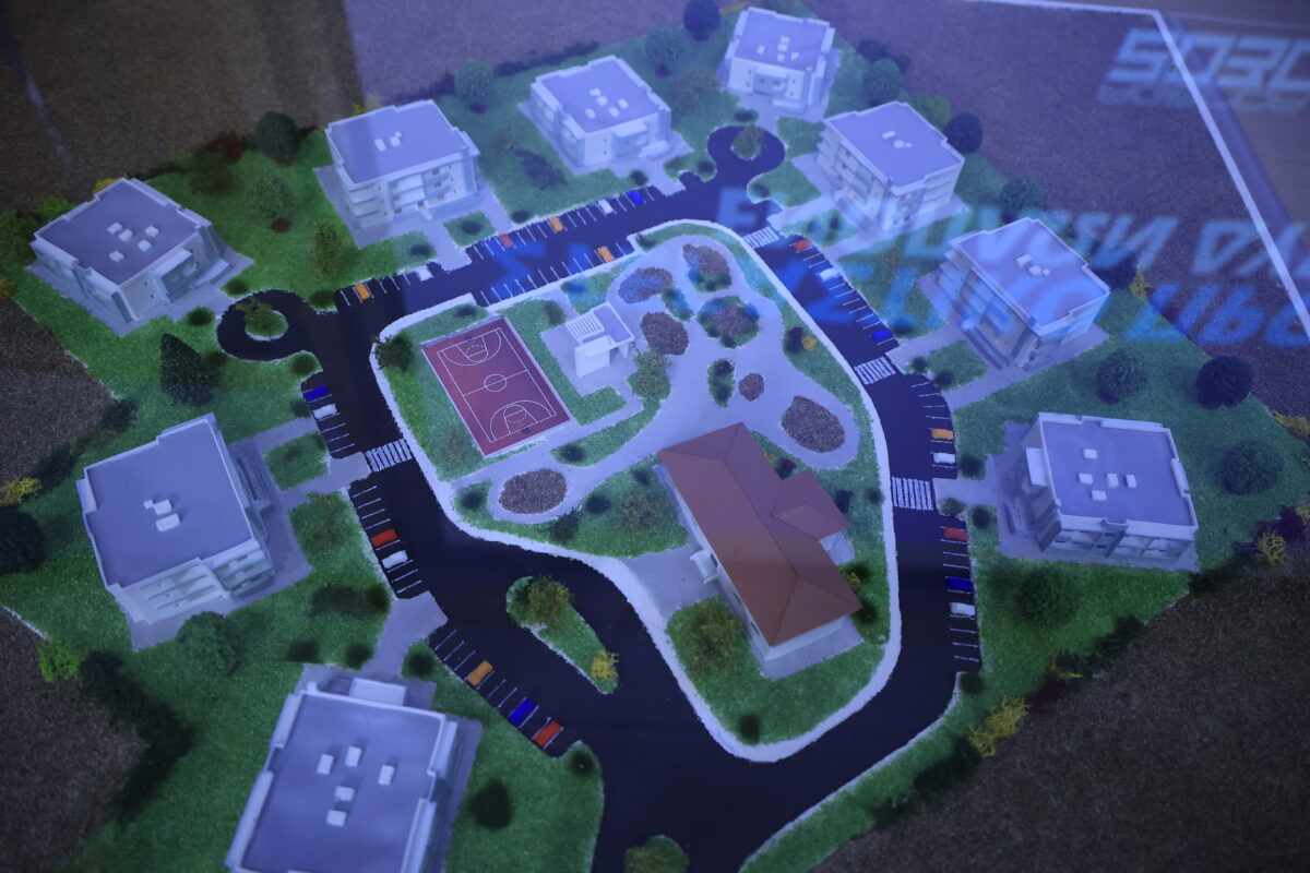 Μητσοτάκης - στεγαστικό