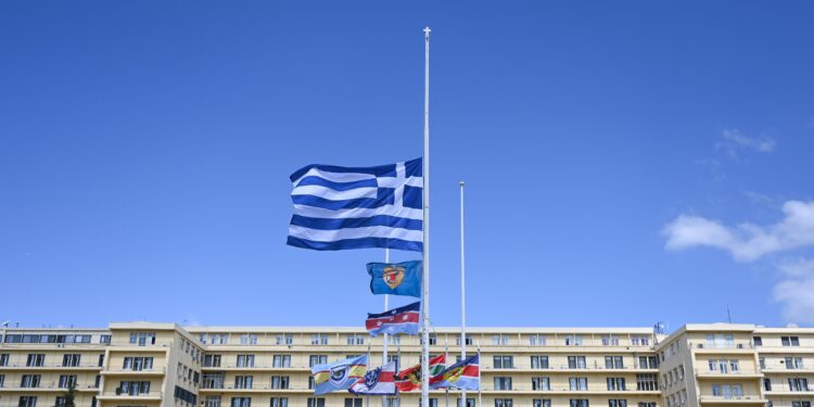 19χρονος ΕΠΟΠ