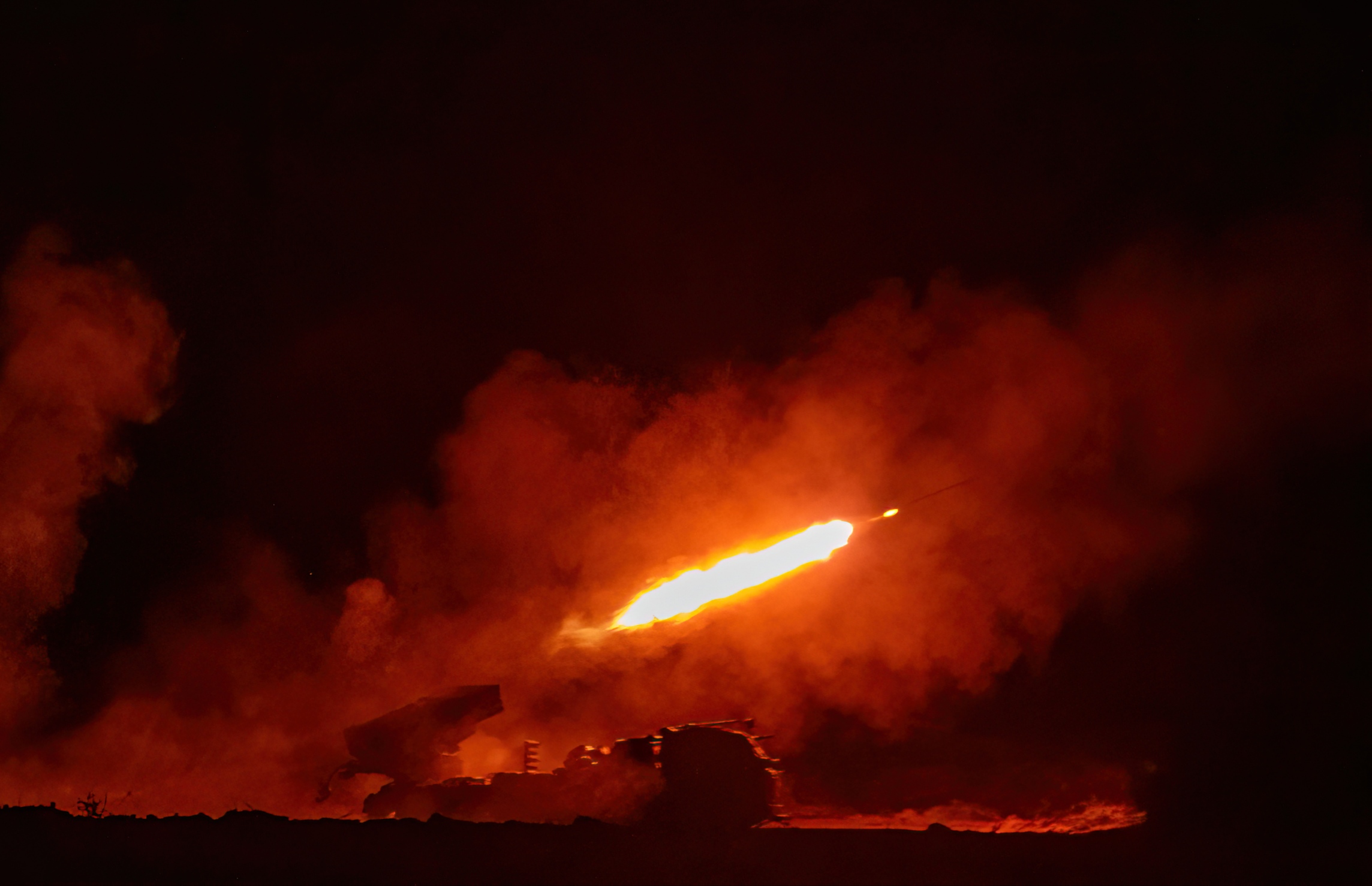 βολές πυροβολικού