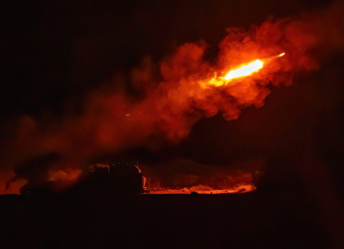 βολές πυροβολικού