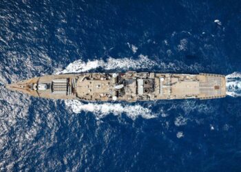 HMS Lancaster: Η Βρετανία αποσύρει την φρεγάτα της μετά από 34 χρόνια υπηρεσίας