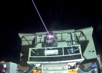 Iron Beam: Η «laser ασπίδα» που αλλάζει την εξίσωση της αεράμυνας – Ανοιχτό το Ισραήλ να το αποδεσμεύσει στην Ελλάδα