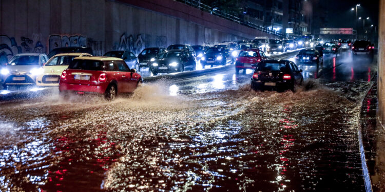 Κακοκαιρία Byron: Σε δυτική και βόρεια Αττική τα μεγαλύτερα ύψη βροχής