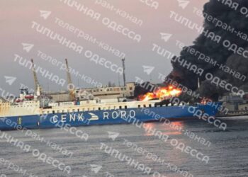 Οδησσός - πλοίο στις φλόγες