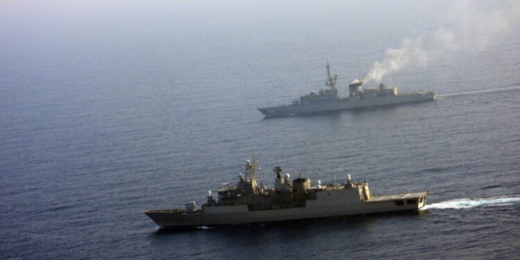 Φρεγάτα ΥΔΡΑ - συνεκπαίδευση