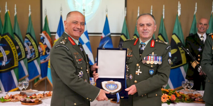 ΓΕΕΘΑ: Τελετή παράδοσης – παραλαβής καθηκόντων από τους επικεφαλής της Διοίκησης Ειδικού Πολέμου