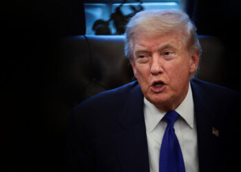 Τραμπ: «Θα γίνουν κακά πράγματα στο Ιράν αν δεν κλειστεί πυρηνική συμφωνία» [vid]