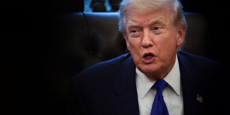 Τραμπ: «Θα γίνουν κακά πράγματα στο Ιράν αν δεν κλειστεί πυρηνική συμφωνία» [vid]