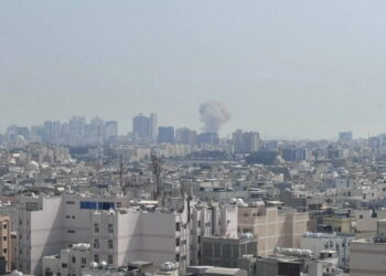 Εκρήξεις στο Μπαχρέιν – Το Κατάρ εξουδετέρωσε πύραυλο του Ιράν, μεταδίδει το Al Jazeera