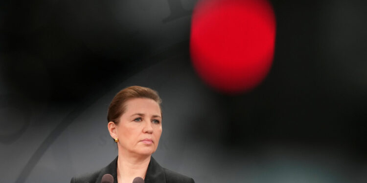 Φρεντέρικσεν: Ο Τραμπ «ποθεί» ακόμη η χώρα του να αποκτήσει τη Γροιλανδία