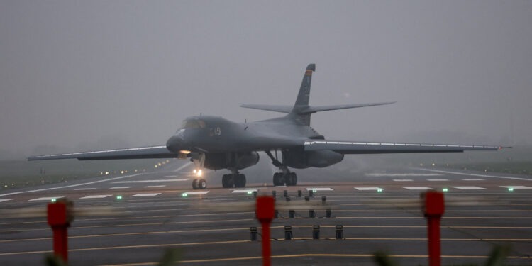 B-1B Lancer