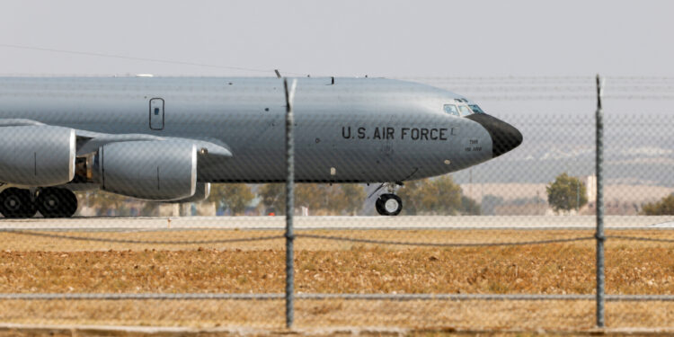 KC-135