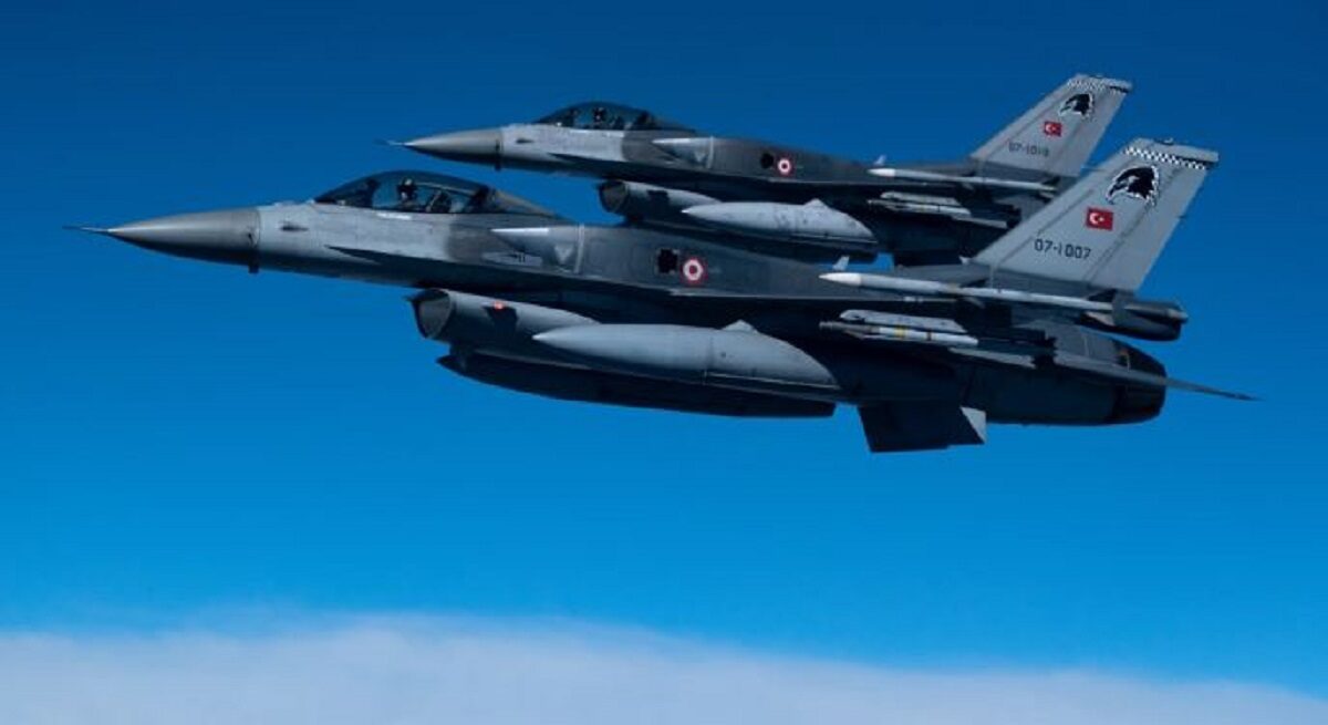 F-16 - παραβιάσεις