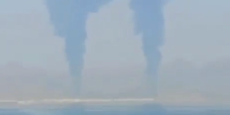 Φρουροί της Επανάστασης: «Νόμιμοι στόχοι» αμερικανικές εγκαταστάσεις στα ΗΑΕ – Φωτιά σε πετρελαϊκή εγκατάσταση στη Φουτζάιρα [vids]