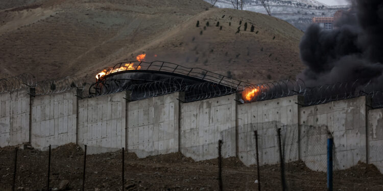 Ιράν - πετρελαϊκές εγκαταστάσεις
