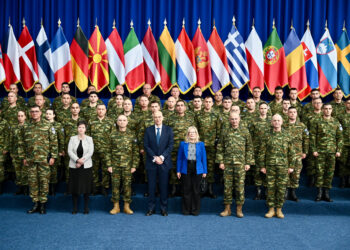 Δένδιας - KFOR