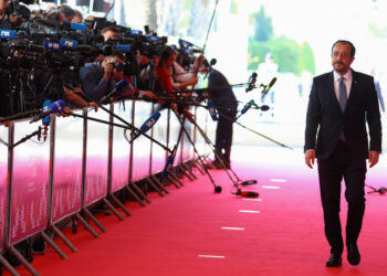 ΕΕ - Χριστοδουλίδης