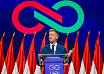 Πέτερ Μαγιάρ