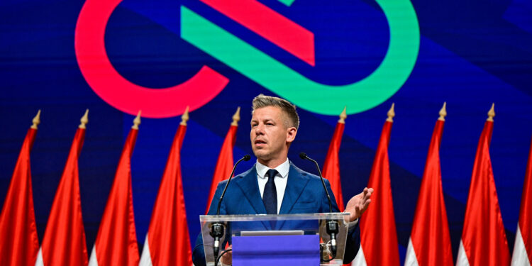 Πέτερ Μαγιάρ