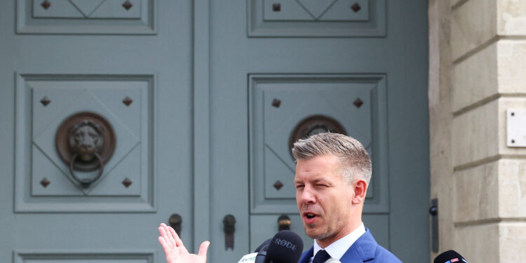 Πέτερ Μαγιάρ