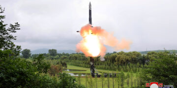 πυρηνικά όπλα